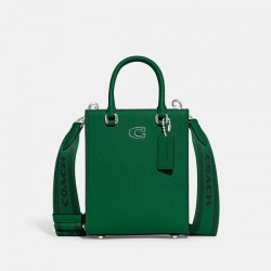 Coach Women Tote 16 with Signature Canvas Detail Green