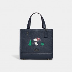 Coach Women X Peanuts Dempsey Tote 22 With Snoopy Ski Motif